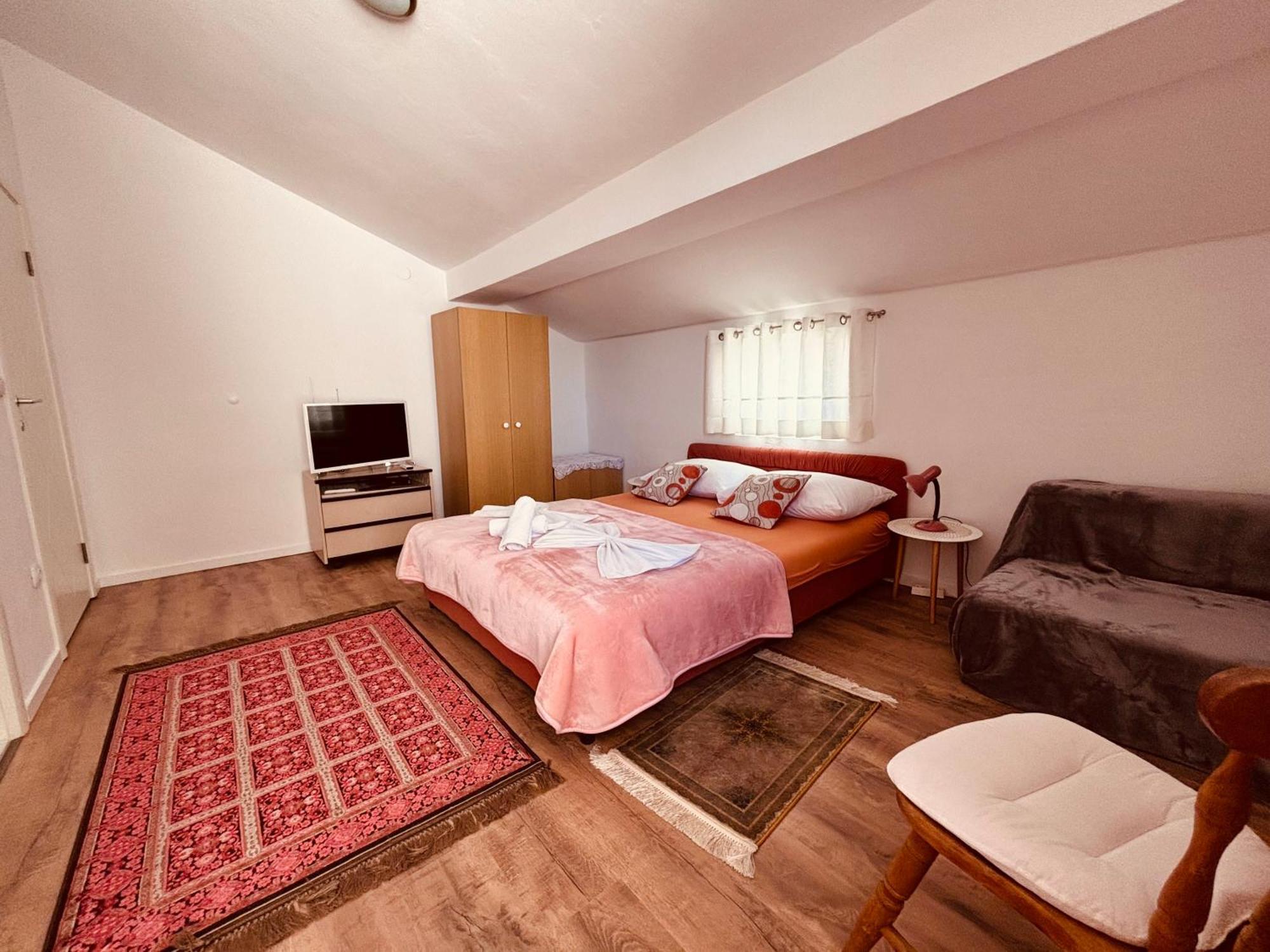 Rooms & App Minka Jadranovo Exterior foto